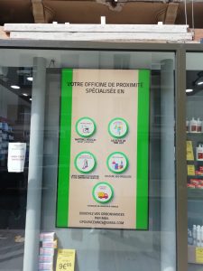 Photo d'une nouvelle installation d'affichage dynamique en pharmacie