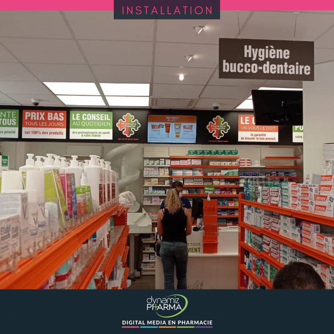 Photo d'une nouvelle installation d'affichage dynamique en pharmacie