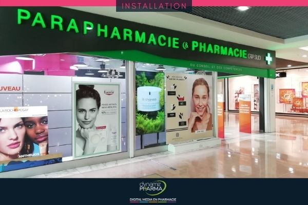 Photo d'une nouvelle installation d'écran d'affichage dynamique dans la pharmacie Cap Sud