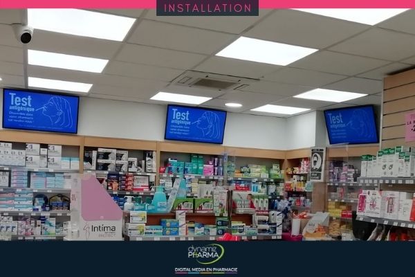 Photo d'une nouvelle installation d'affichage dynamique en pharmacie